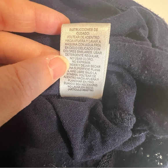 Leo & Nicole Navy Lace Blouse - Picture 6 of 8